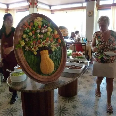 Girasole Frontemare 3* Σαν Μπενεντέτο ντελ Τρόντο