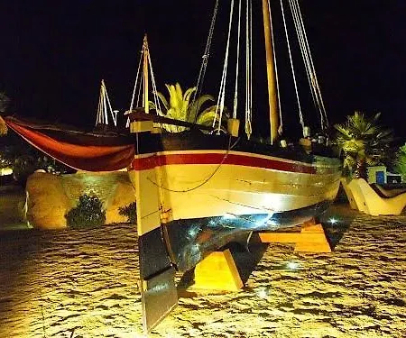 Ξενοδοχείο Girasole Frontemare 3*