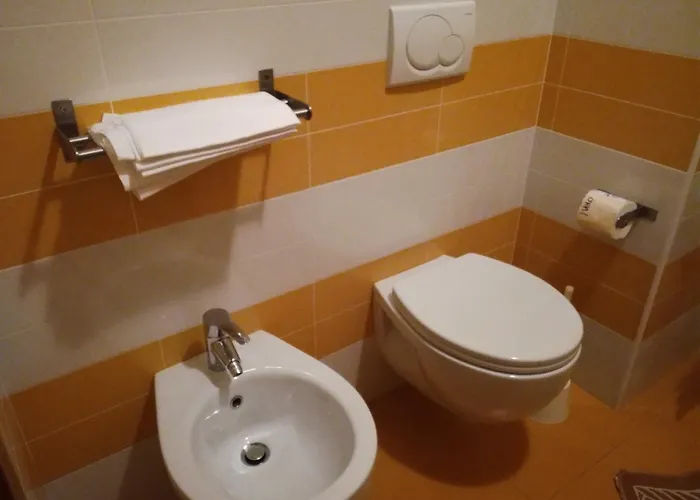 Girasole Frontemare 3* סן בנדטו דל טרנטו